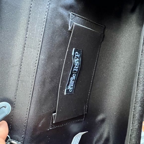 Clutch! - Picture 6 of 6